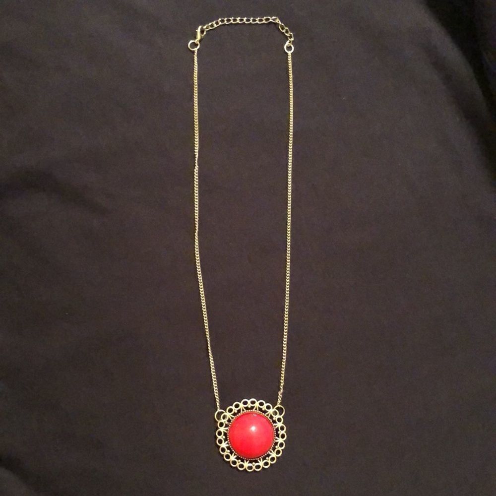 Southern Beautiful Red Pendant Silver Tone Necklace